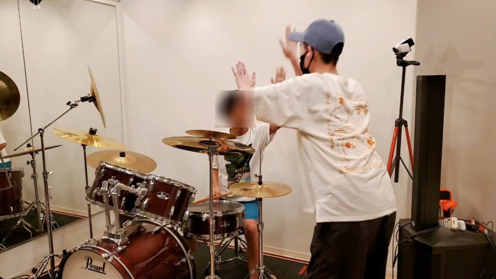 ハイタッチシーン